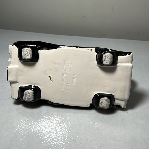 Vintage Ceramic Just Married Car Teapot, by Cardinal, 1995 - Picture 9 of 10